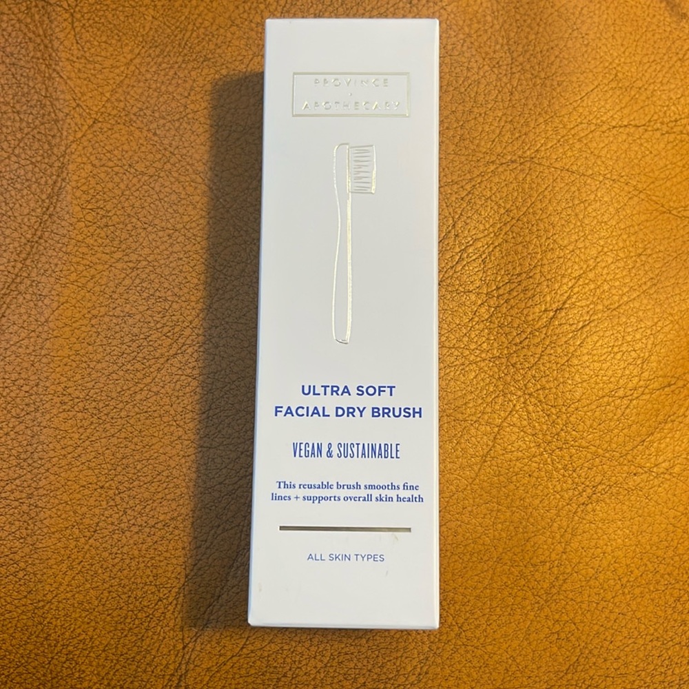 Ultra Soft Facial Dry Brush - Vegan & Sustainable